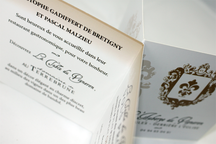Dépliant La Table du Vigneron et L'Auberge du Vigneron, présentation des deux établissements