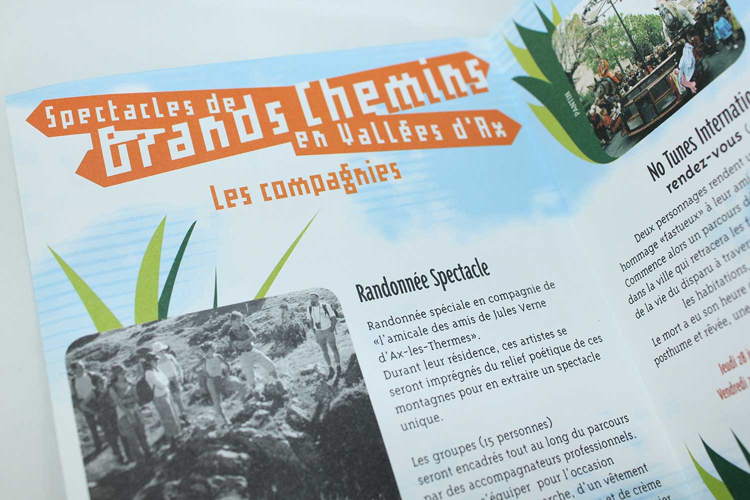 Double page du programme avec présentation des compagnies et rendez-vous artistiques